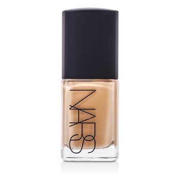 NARS Sheer Glow Foundation - Santa Fe (Medium 2 - Medium with Peachy Undertone)