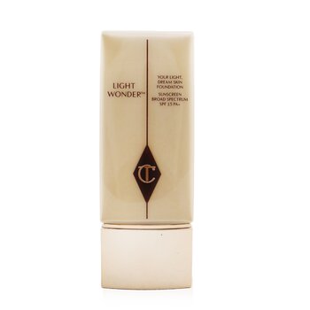 Light Wonder Foundation SPF 15 - # 4.5 Fair (discreto con sfumature gialle)